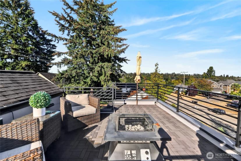 Property photo for 7707 18th Avenue Sw, Seattle photo 28