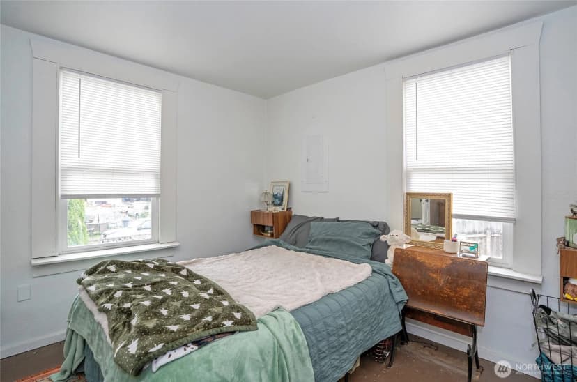 Property photo for 110 Alder Street E, Eatonville photo 13