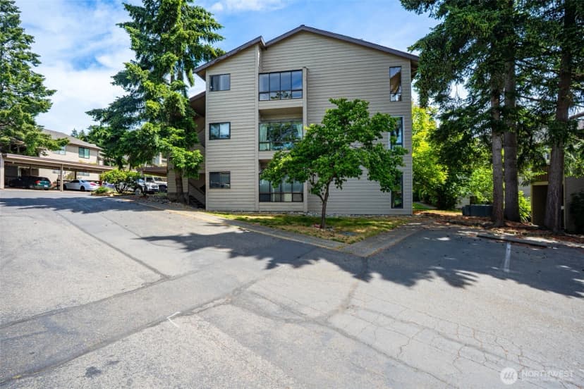 Property photo for 15175 Sunwood Blvd #dd12, Tukwila photo 9