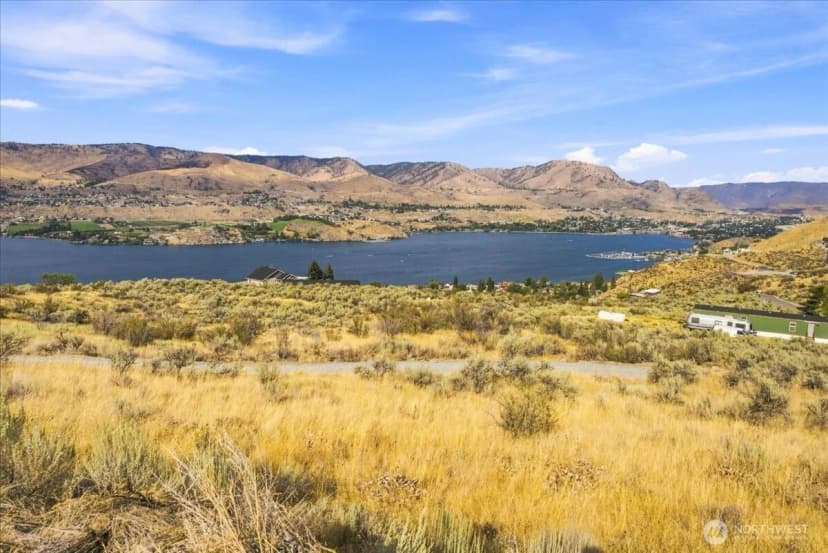 Property photo for 64 Chelan Butte Rd, Chelan