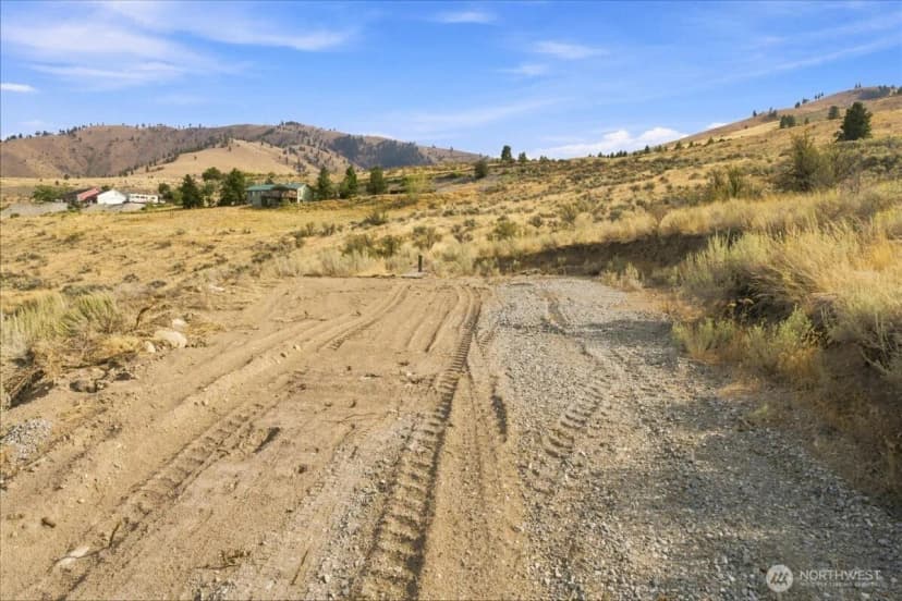 Property photo for 64 Chelan Butte Rd, Chelan photo 14