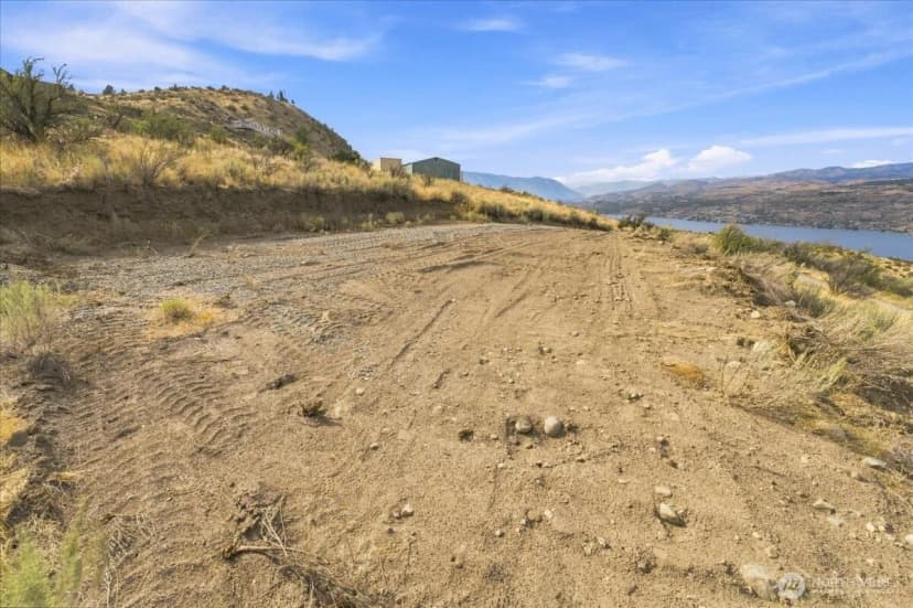 Property photo for 64 Chelan Butte Rd, Chelan photo 15