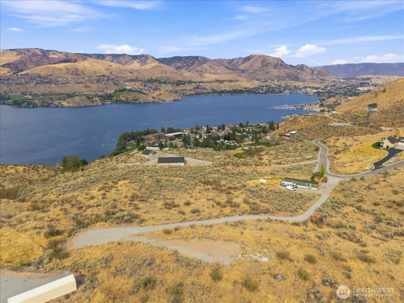 Property photo for 64 Chelan Butte Rd, Chelan photo 8