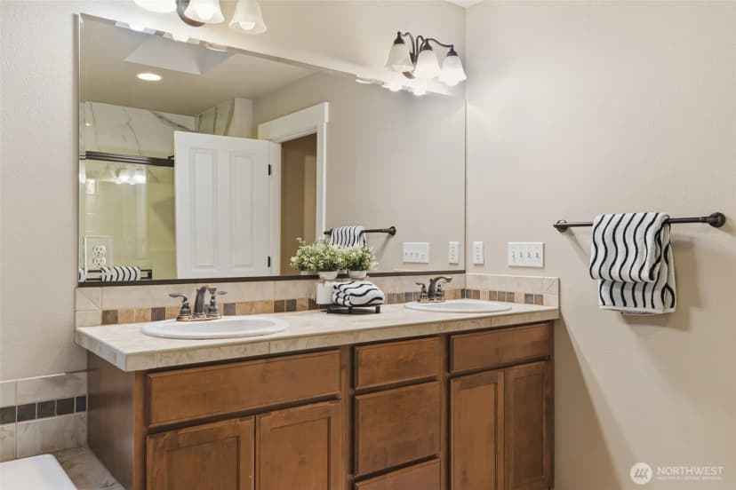 Property photo for 35214 4th Place Sw, Federal Way photo 22