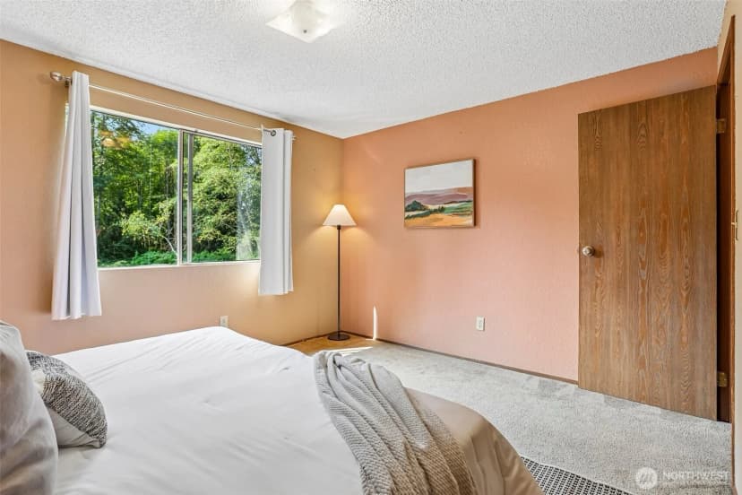Property photo for 6845 Ne 191st Street, Kenmore photo 19