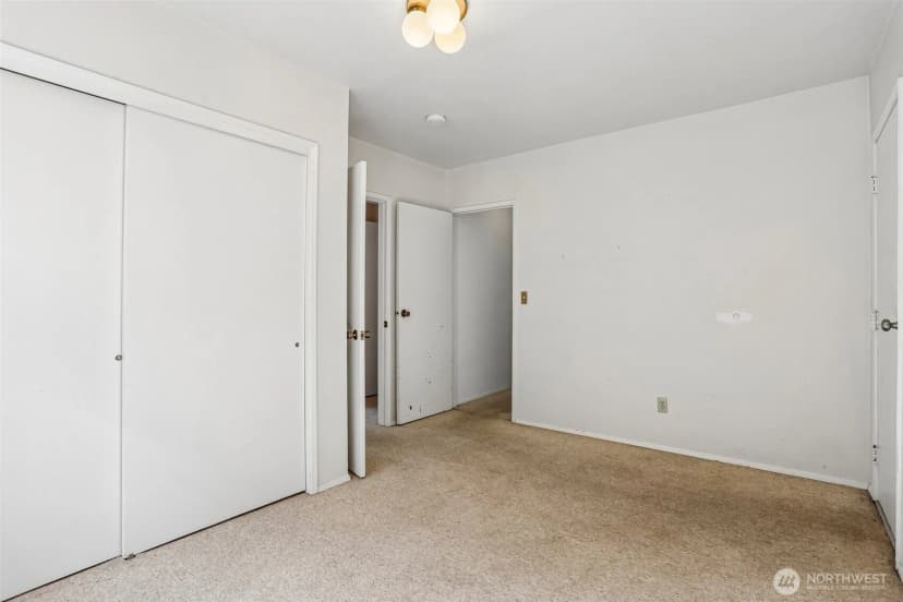 Property photo for 6845 Ne 191st Street, Kenmore photo 25