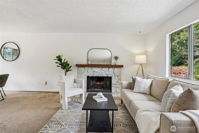 Property photo for 6845 Ne 191st Street, Kenmore photo 5