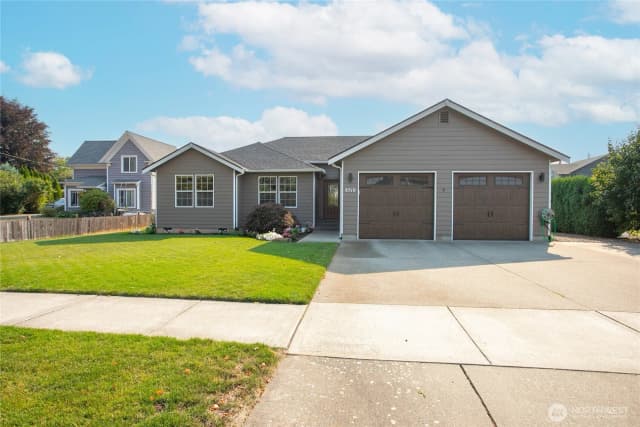 Property photo for 8510 Benson Road, Lynden