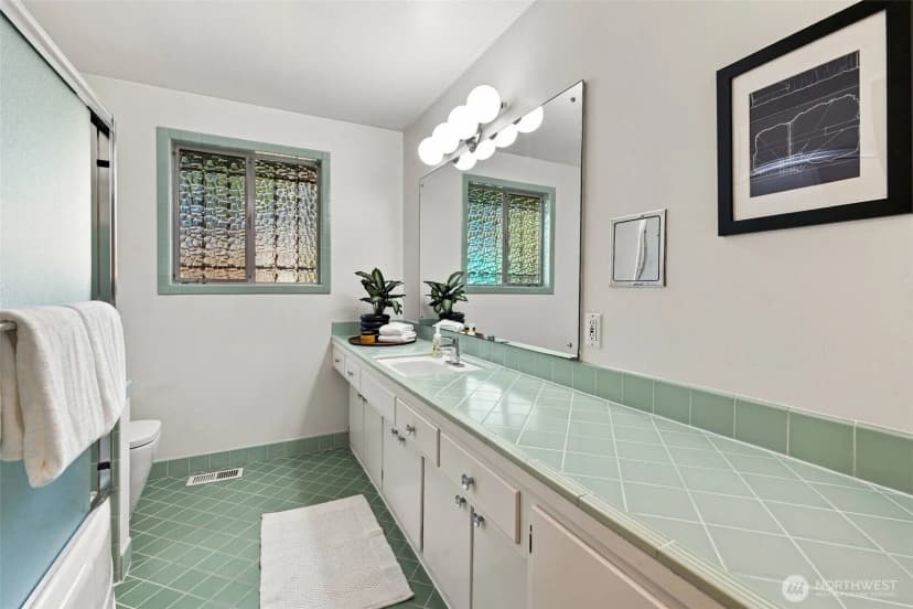 Property photo for 5417 S Orcas Street, Seattle photo 12