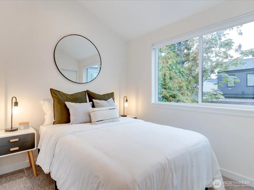 Property photo for 7507 Latona Avenue Ne, Seattle photo 15