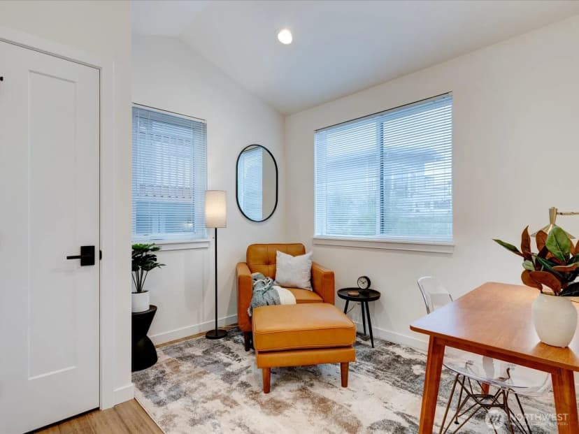 Property photo for 7507 Latona Avenue Ne, Seattle photo 12