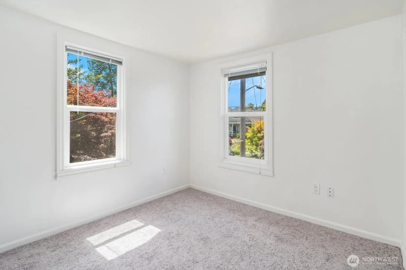 Property photo for 5444 Kirkwood Place N, Seattle photo 8