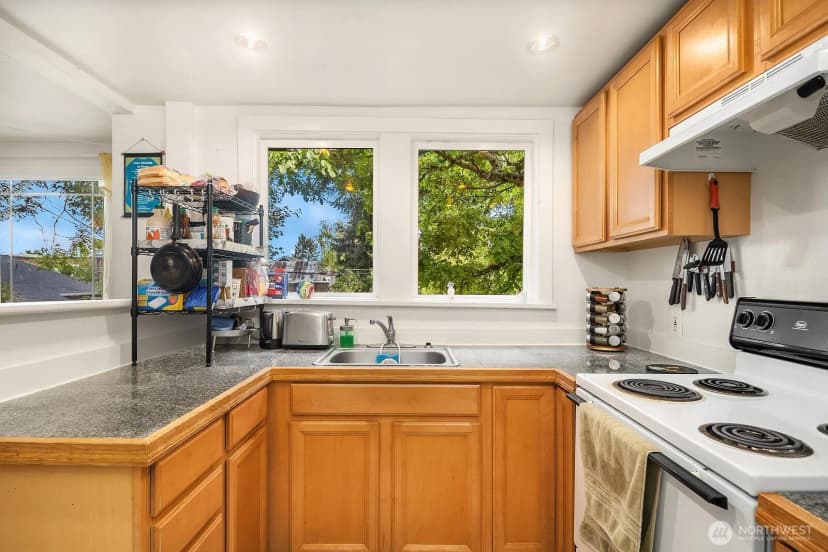 Property photo for 5444 Kirkwood Place N, Seattle photo 21