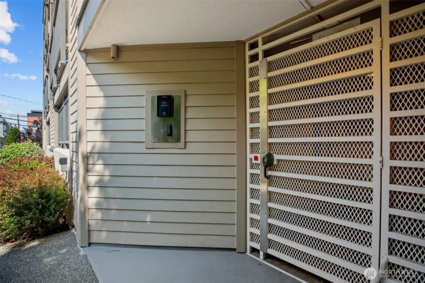 Property photo for 3507 Sw Alaska Street #22, Seattle photo 25