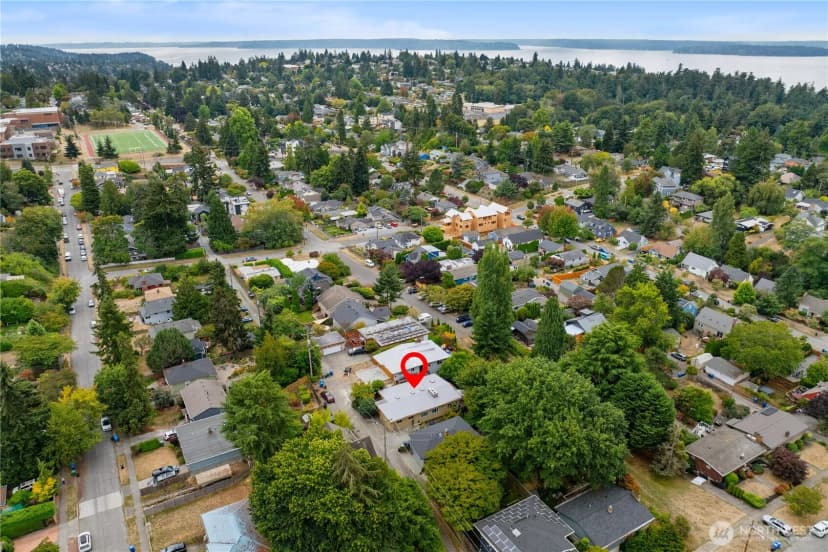 Property photo for 3016 47th Avenue Sw, Seattle photo 36