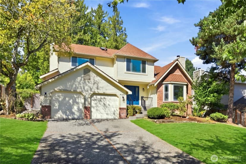 Property photo for 9126 Ne 151st Street, Bothell photo 2