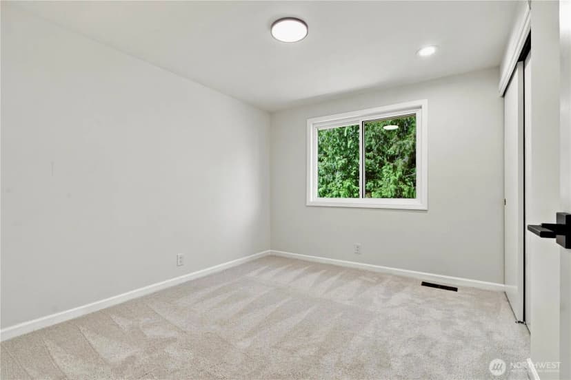 Property photo for 9126 Ne 151st Street, Bothell photo 28