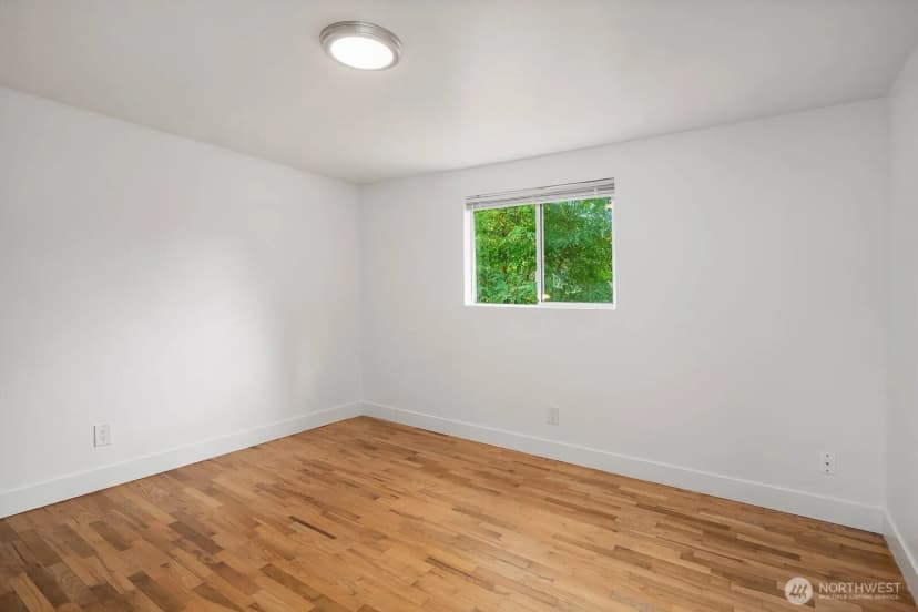 Property photo for 27011 128th Pl Se, Kent photo 12