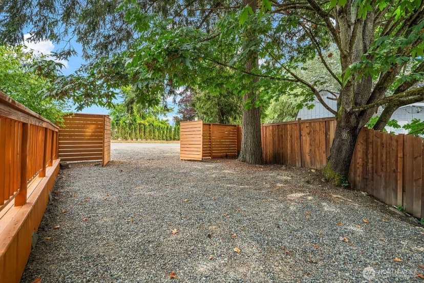 Property photo for 27011 128th Pl Se, Kent photo 20