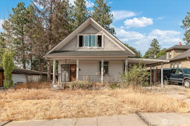 Property photo for 325 E 20th Avenue, Spokane photo 2