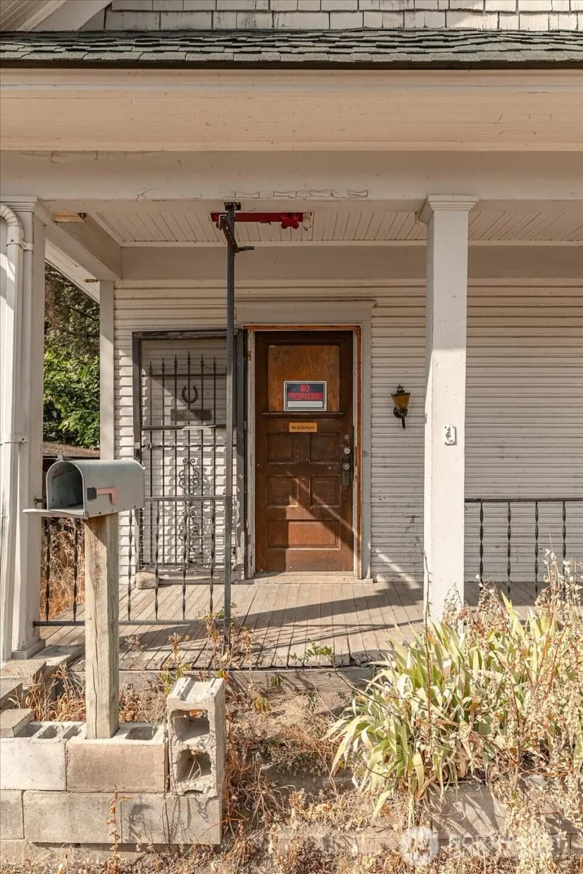 Property photo for 325 E 20th Avenue, Spokane photo 8