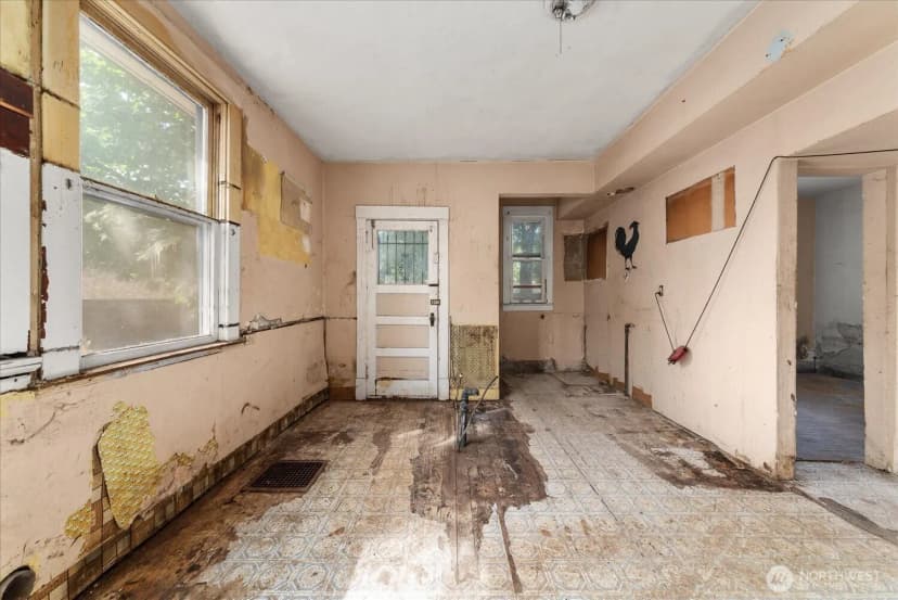 Property photo for 325 E 20th Avenue, Spokane photo 17
