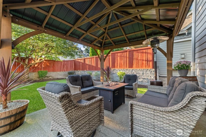 Property photo for 32113 Sunny Lane, Black Diamond photo 32