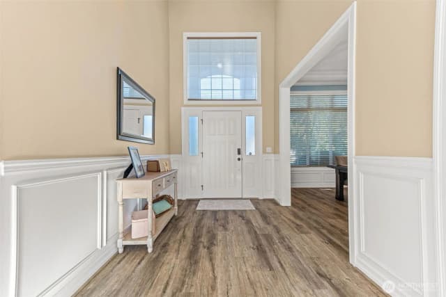 Property photo for 32113 Sunny Lane, Black Diamond photo 5