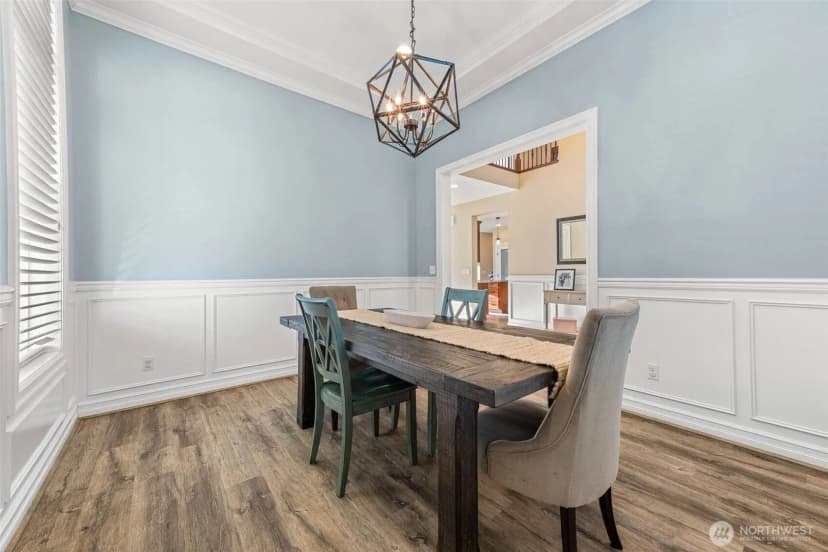 Property photo for 32113 Sunny Lane, Black Diamond photo 6