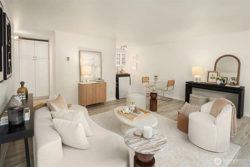 Property photo for 6225 Lake Washington Boulevard Ne #208, Kirkland photo 3