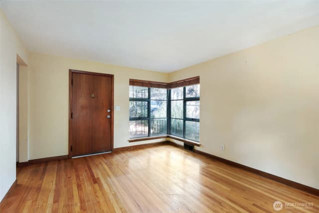 Property photo for 4815 S Holly Street, Seattle photo 4