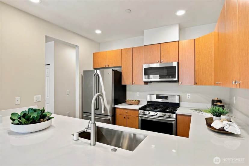 Property photo for 214 48th Street S #h, Renton photo 14