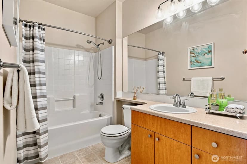 Property photo for 214 48th Street S #h, Renton photo 23