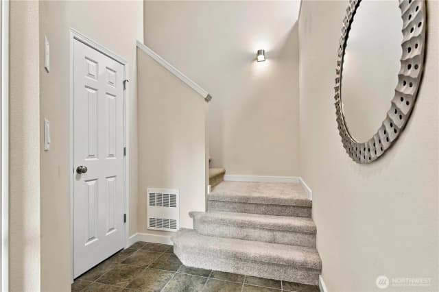Property photo for 214 48th Street S #h, Renton photo 2