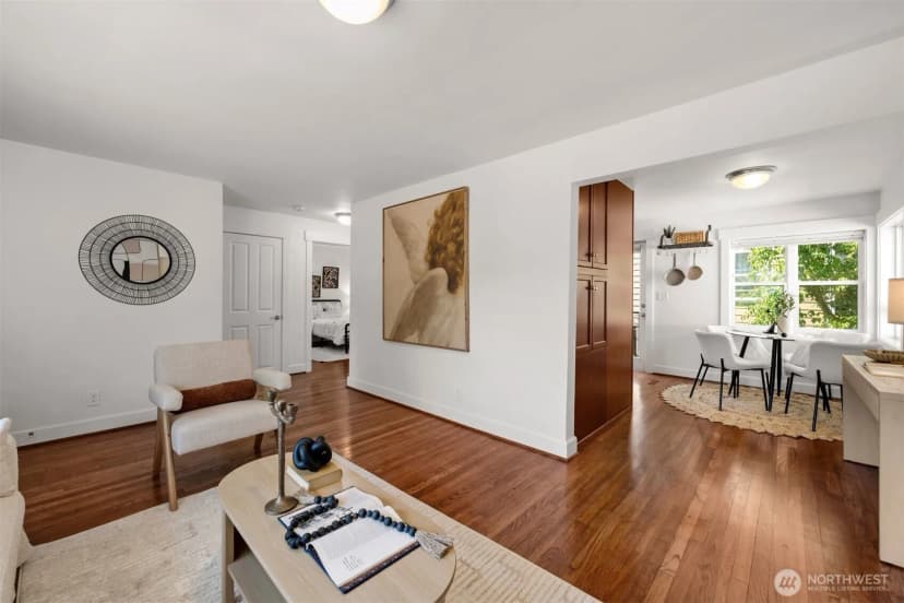 Property photo for 6325 42nd Avenue Sw, Seattle photo 11
