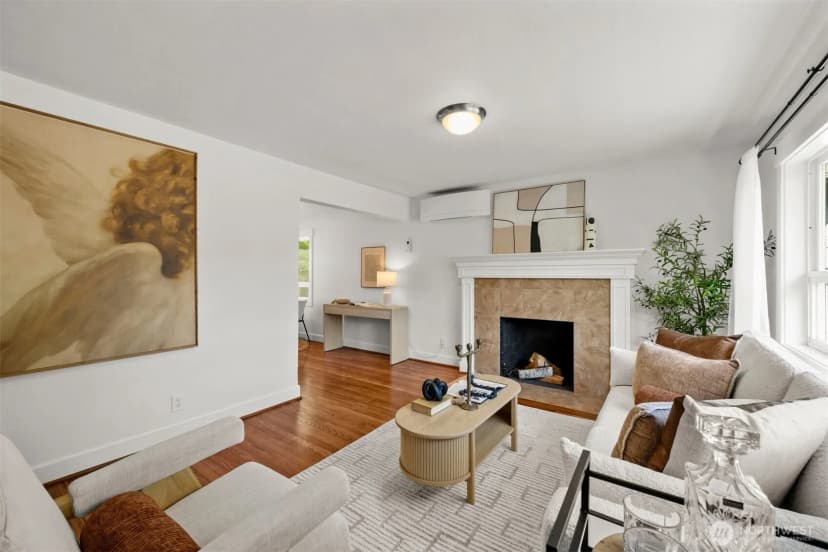 Property photo for 6325 42nd Avenue Sw, Seattle photo 9