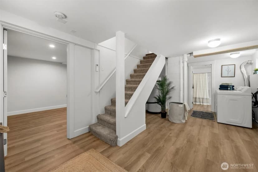 Property photo for 6325 42nd Avenue Sw, Seattle photo 21