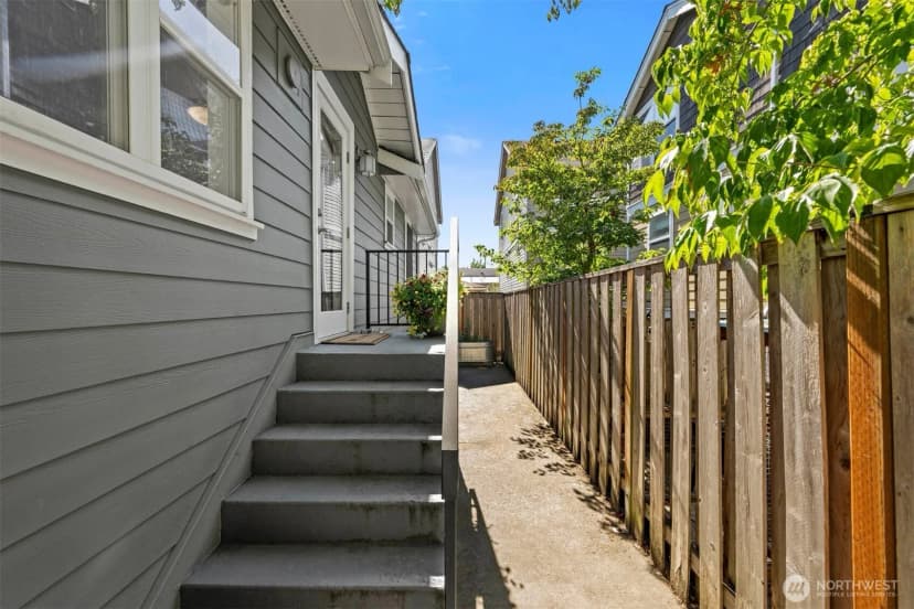 Property photo for 6325 42nd Avenue Sw, Seattle photo 29