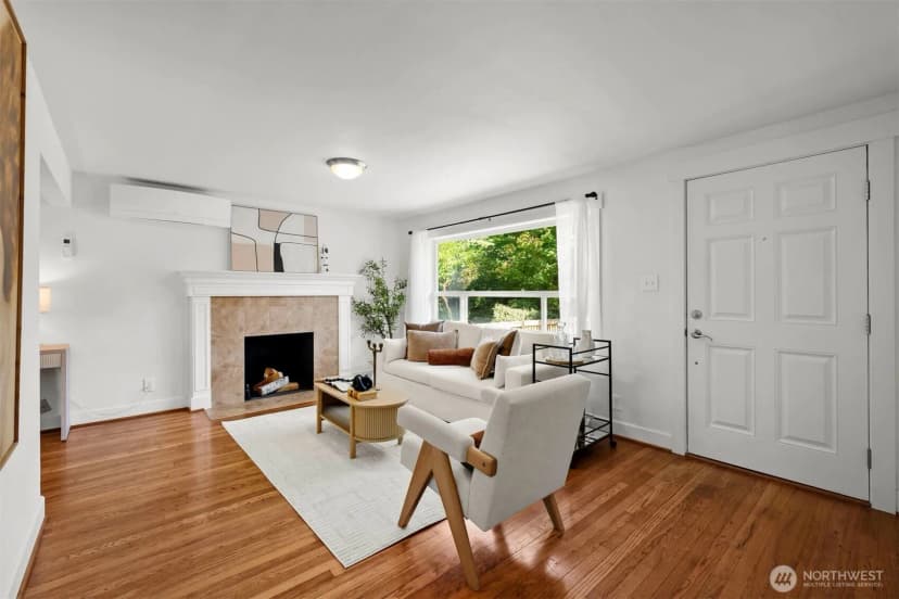 Property photo for 6325 42nd Avenue Sw, Seattle photo 10
