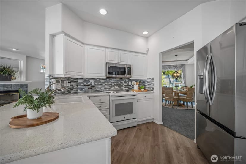 Property photo for 6903 51st Street Ct W, University Place photo 13