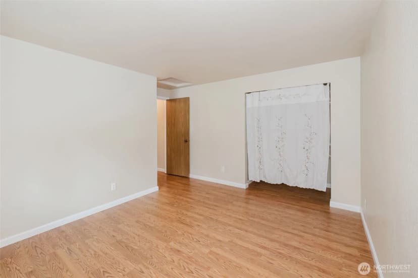 Property photo for 776 Sw Littletree Circle, Port Orchard photo 31