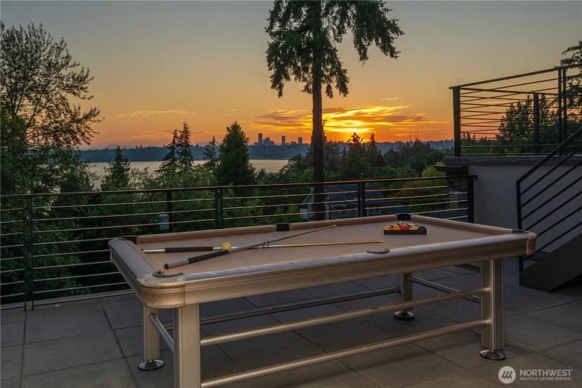 Property photo for 3410 W Mercer Way, Mercer Island photo 28
