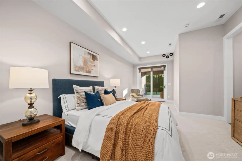 Property photo for 3410 W Mercer Way, Mercer Island photo 37