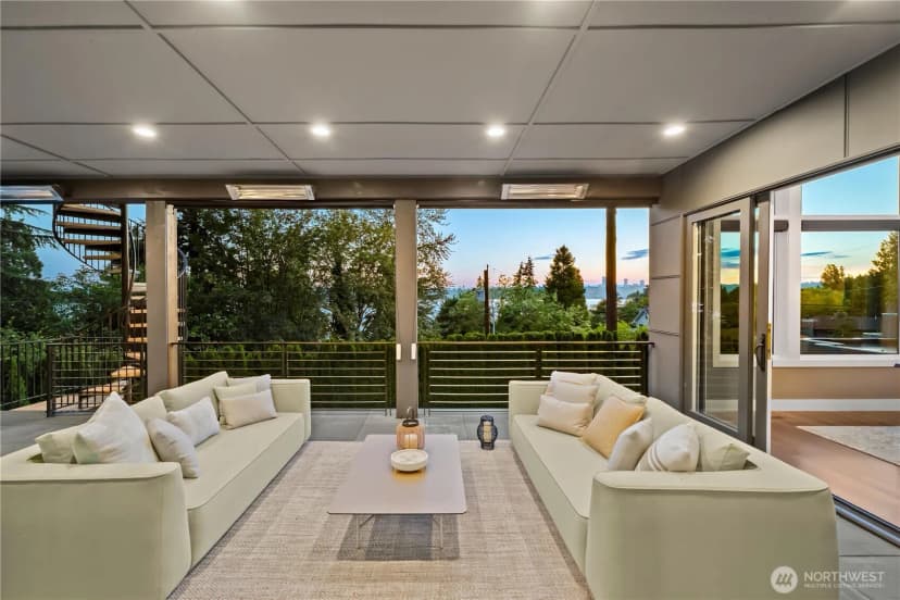 Property photo for 3410 W Mercer Way, Mercer Island photo 21