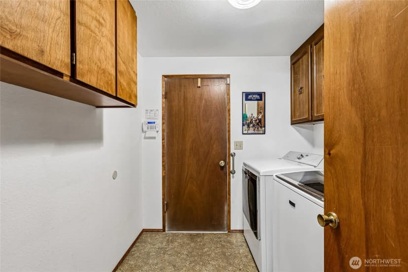 Property photo for 8621 Vistarama Avenue, Everett photo 24
