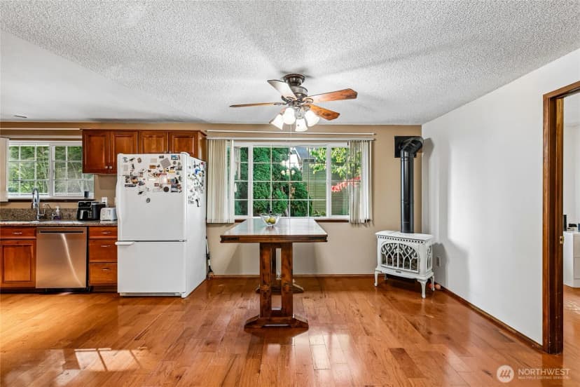 Property photo for 8621 Vistarama Avenue, Everett photo 15