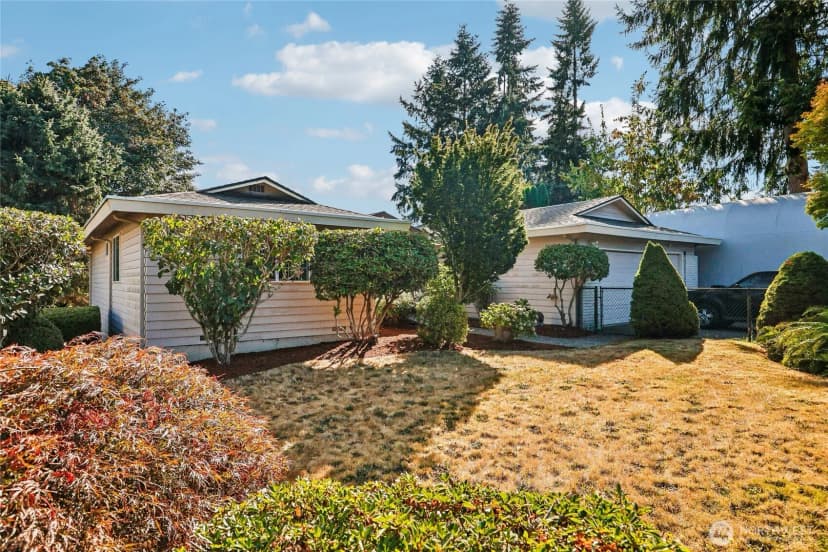 Property photo for 8621 Vistarama Avenue, Everett photo 2