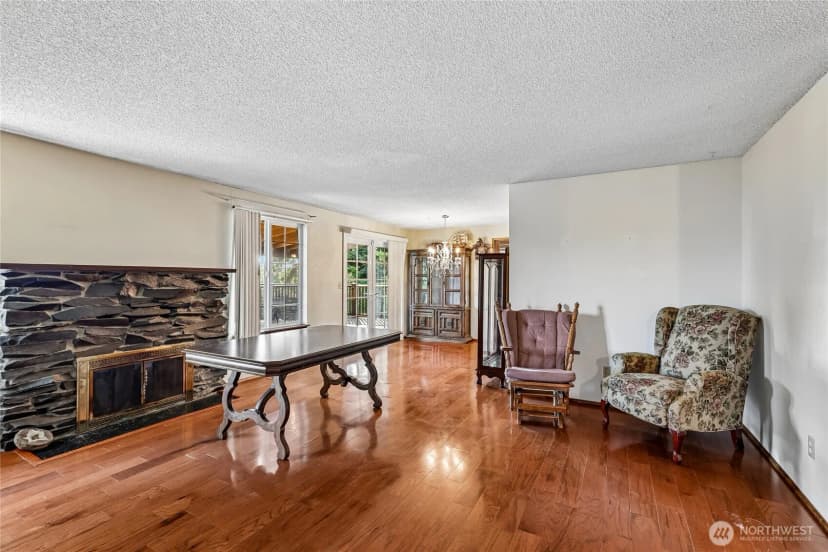Property photo for 8621 Vistarama Avenue, Everett photo 6