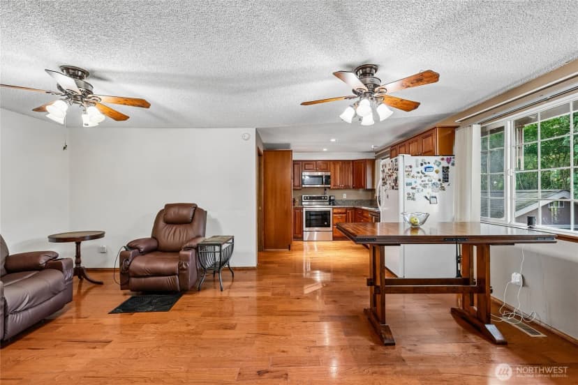 Property photo for 8621 Vistarama Avenue, Everett photo 13