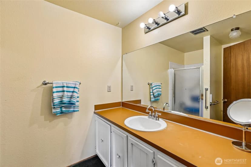 Property photo for 8621 Vistarama Avenue, Everett photo 19